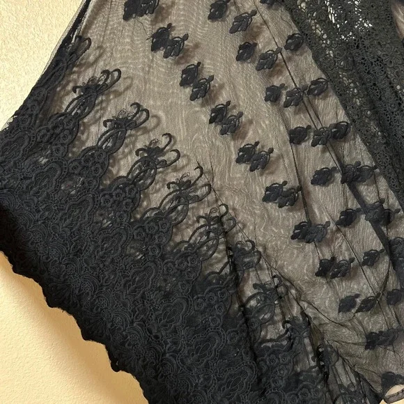 Monoreno Size M Shirt Kimono Black Sheer Embroidered Mesh Lace Boho Oversized - Picture 8 of 8